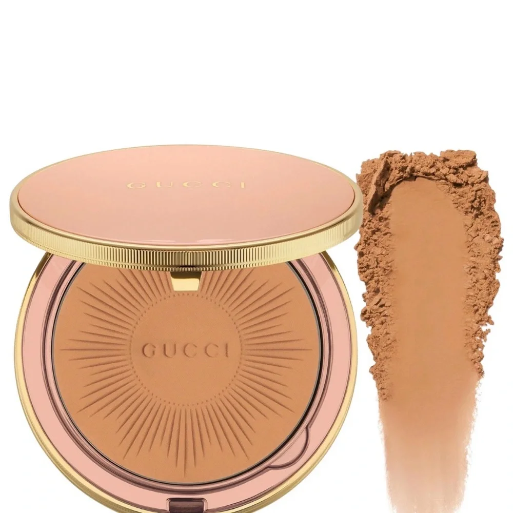 NIBGucci Matte Powder in Luxurious Pink and Gold n 11.5